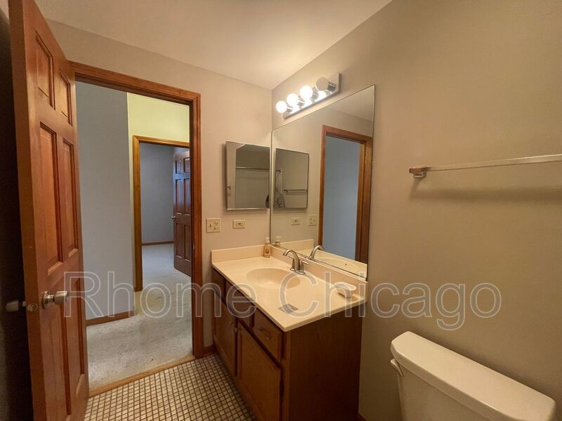 Stunning 2Bd/2BA Located in Palatine property image