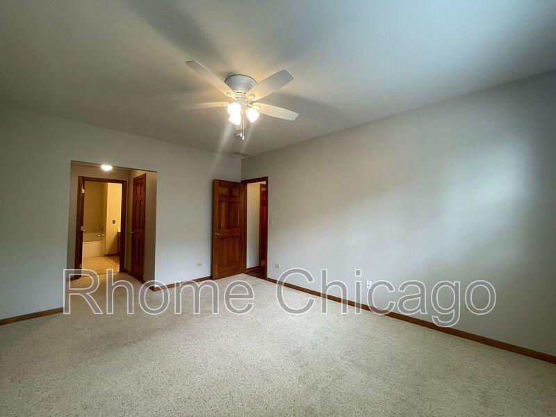 Stunning 2Bd/2BA Located in Palatine property image