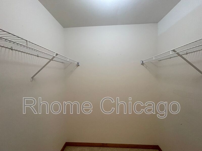 Stunning 2Bd/2BA Located in Palatine property image