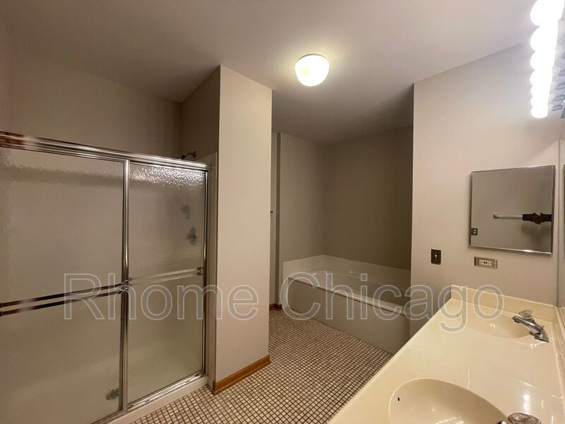 Stunning 2Bd/2BA Located in Palatine property image