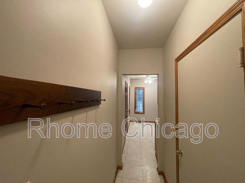 Stunning 2Bd/2BA Located in Palatine property image