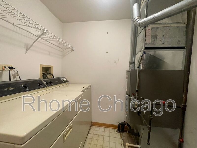 Stunning 2Bd/2BA Located in Palatine property image
